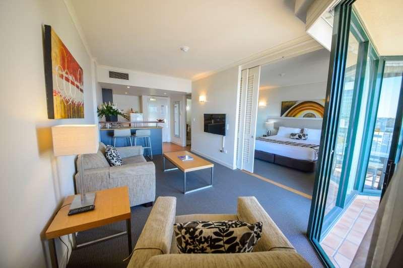 Central Cosmo Apartment Hotel Брісбен Номер фото
